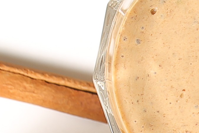 La ciruela y la avena contienen fibra soluble que mejora el proceso digestivo.