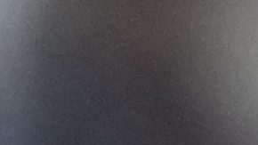 Luka Modric aplaude a las gradas del Santiago Bernabéu tras su último partido con el Real Madrid.