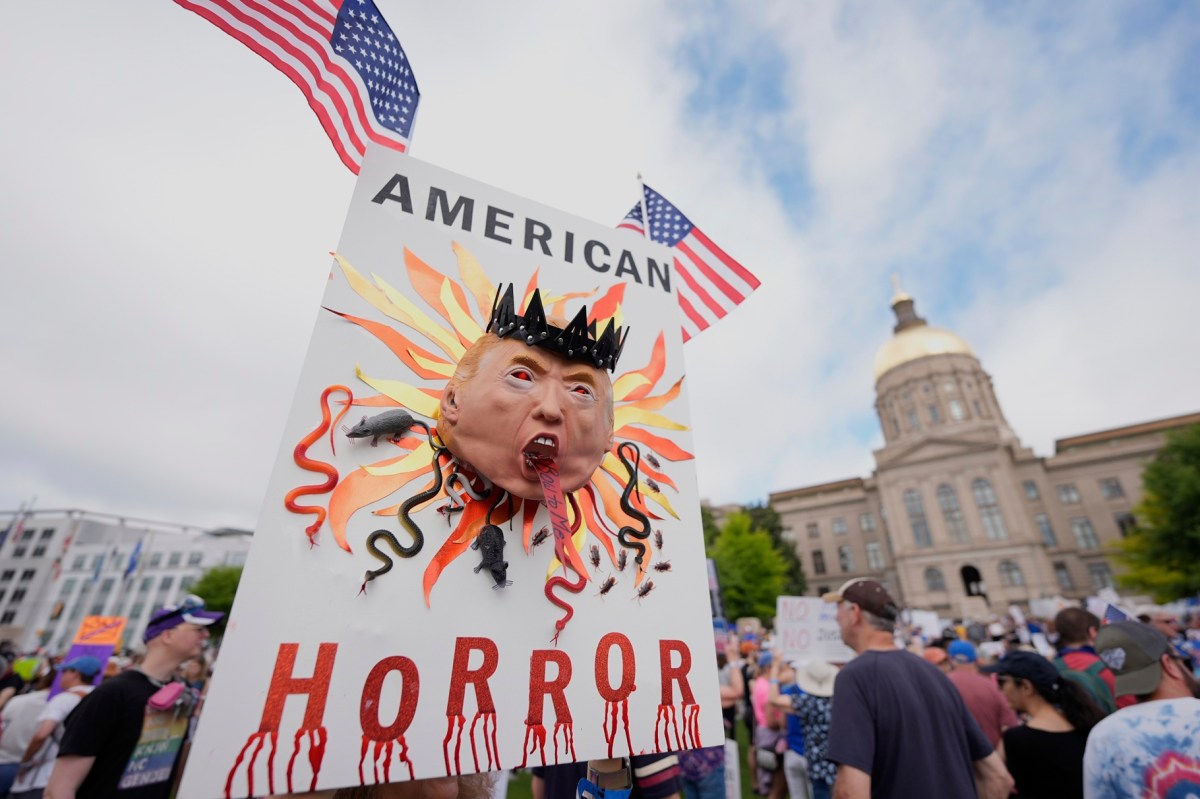 En fotos: así fueron las masivas protestas contra el "autoritarismo" de Trump