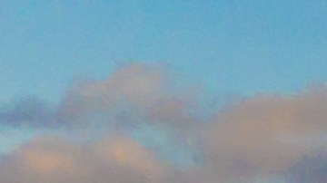 crucero-mujer-vivienda