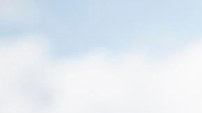 El presidente estadounidense, Donald Trump, responde a preguntas de los medios de comunicación mientras camina hacia el Marine One en el Jardín Sur de la Casa Blanca en Washington, D.C., EE. UU., el 15 de julio de 2025.