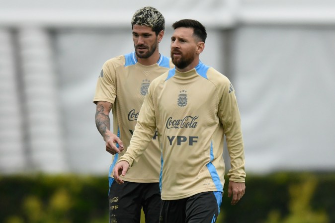Lionel Messi y Rodrigo De Paul.