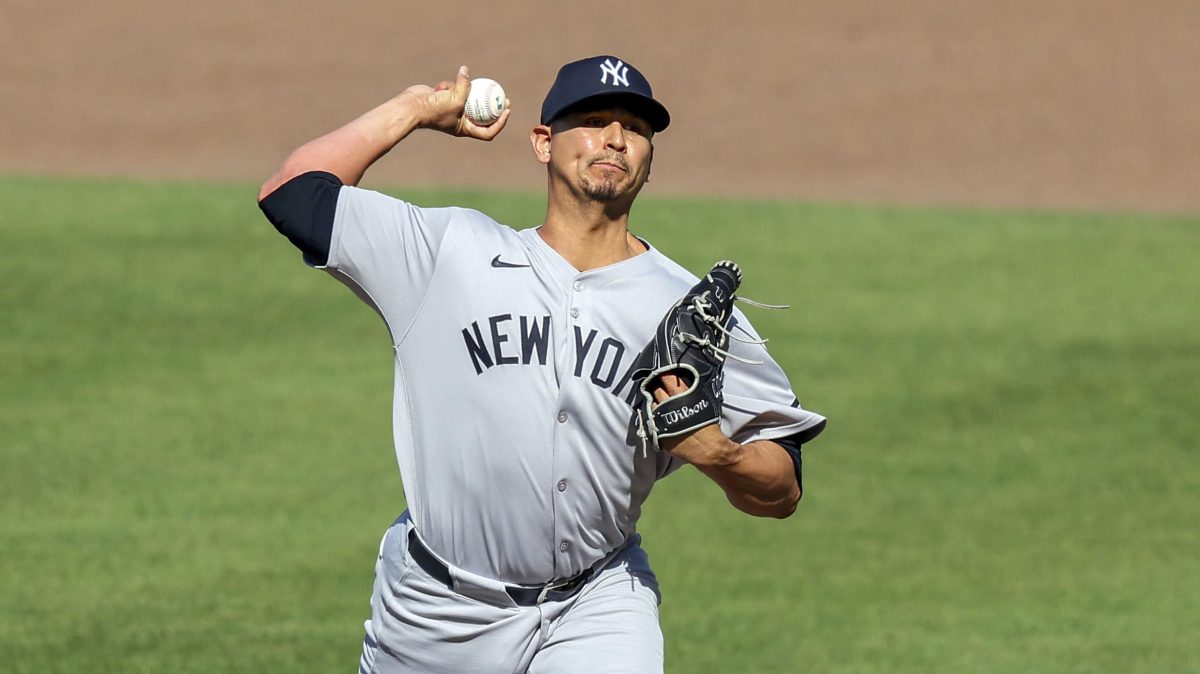 Lanzador venezolano Carlos Carrasco pasa de New York Yankees a Atlanta Braves en un cambio