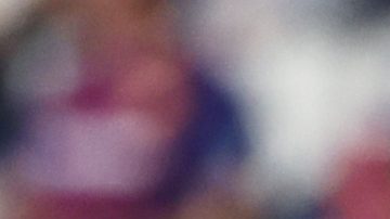 Lamine Yamal durante un calentamiento con el Barcelona.