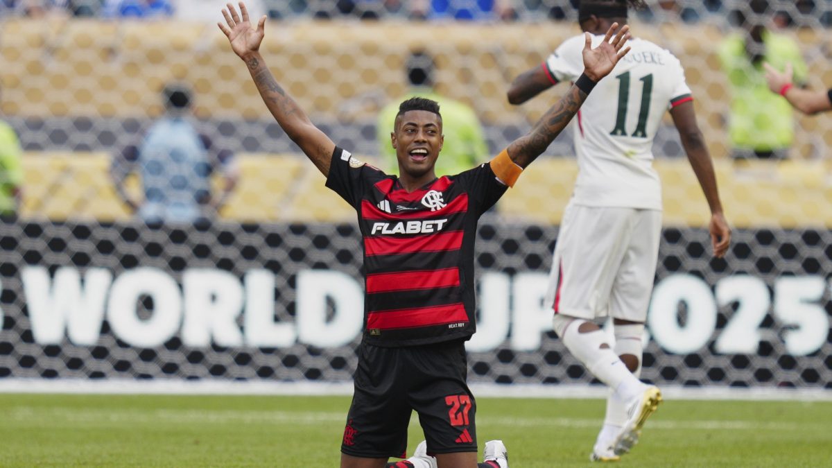 Futbolista brasileño Bruno Henrique podría ir 17 años a prisión por amaño de partidos