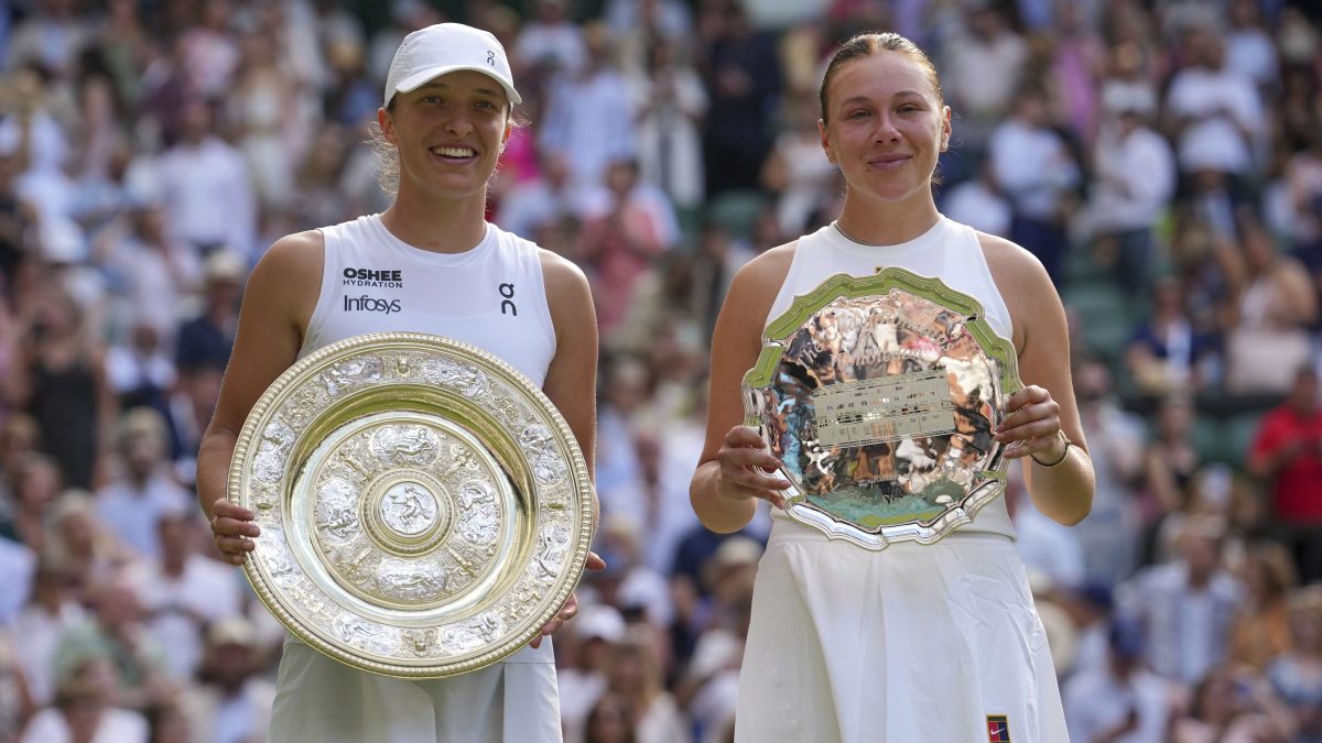 Iga Swiatek acabó con los sueños de la estadounidense Amanda Anisimova en Wimbledon