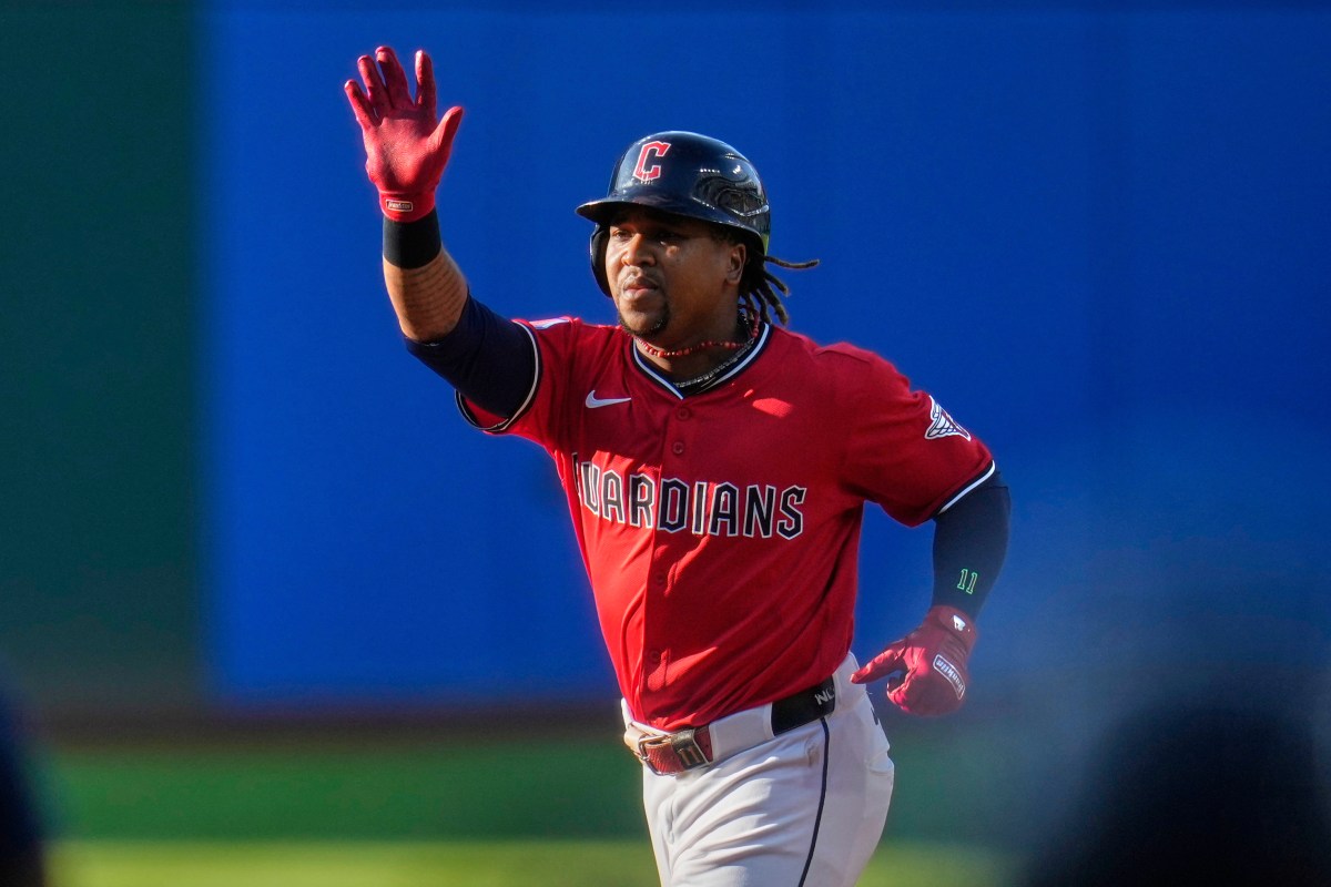 El dominicano José Ramírez alcanza la elíte histórica con su séptima temporada 20-20