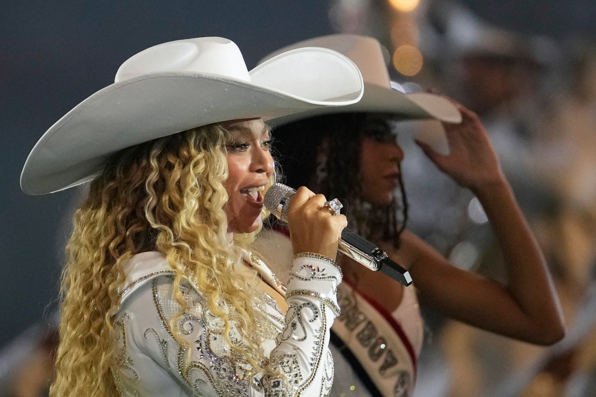 Beyoncé reúne a 'Destiny's Child' durante el último show de 'Cowboy Carter Tour'