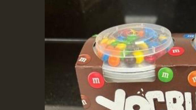 Los yogures tienen una mezcla de galletas y dulce en un envase adicional.
