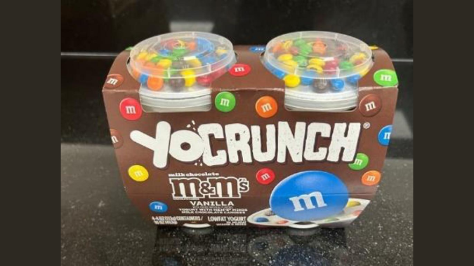 Los yogures tienen una mezcla de galletas y dulce en un envase adicional.