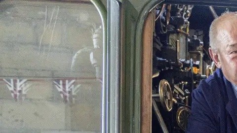 El Rey Carlos III anuncia la jubilación de su tradicional tren real de la Familia Británica.