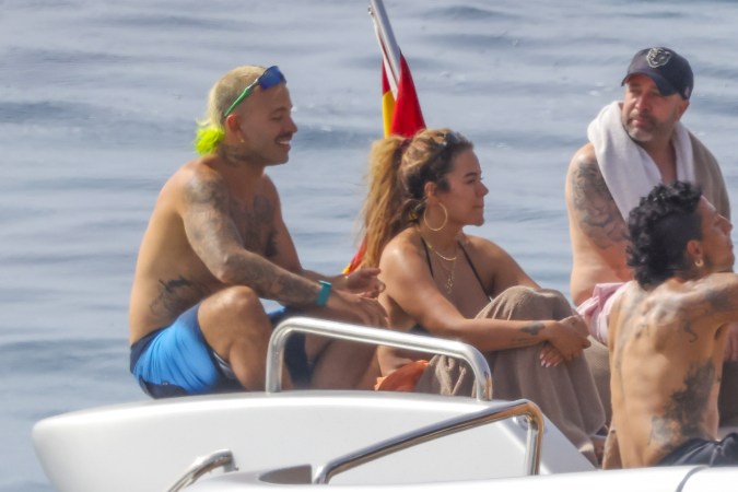 Karol G y Feid se han mostrado felices.
