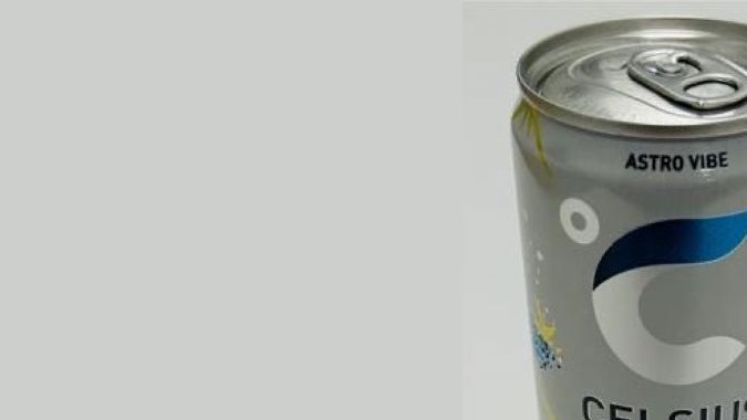 Las latas CELSIUS afectadas tendrán una tapa plateada, en lugar de una tapa negra.