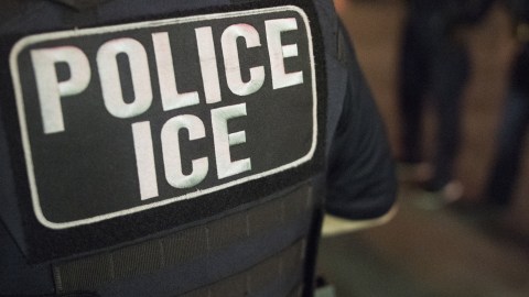 Hispana sufrió infarto durante redada del ICE en Los Ángeles: "No me quería morir"