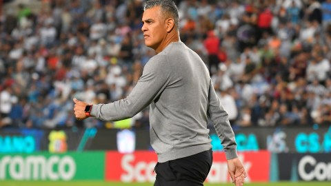 Héctor Altamirano cuestiona la falta de apoyo a los DT's en México