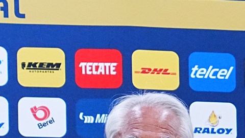 Aaron Ramsey llena de elogios a los Pumas de la UNAM.