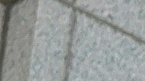 Kanye West fue demandado por una ex asistente.