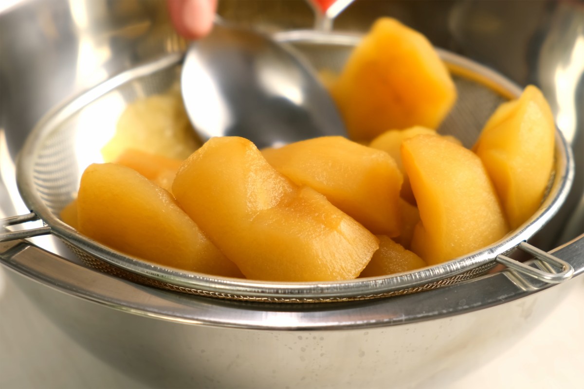 ¿Manzana cruda o cocida? Un truco sencillo para potenciar tu salud intestinal