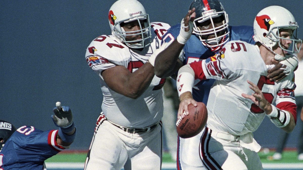 Murió a los 65 años Luis Sharpe, leyenda Cardinals y cuarto cubano en jugar en la NFL
