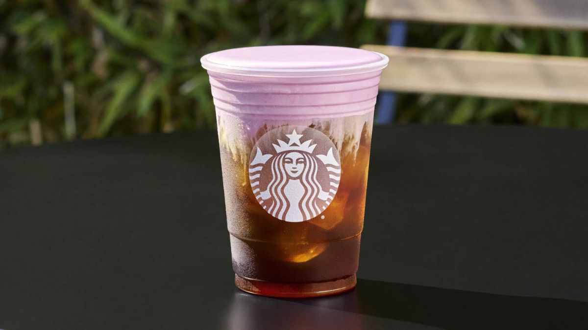 Starbucks trae de vuelta la frambuesa y lanza el Raspberry Cream Cold Brew