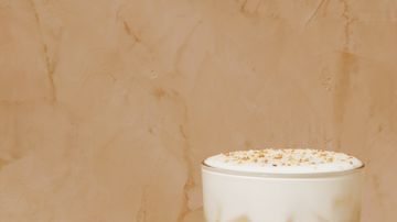 Otoño está a la vuelta de la esquina y Starbucks se prepara con un nuevo menú.