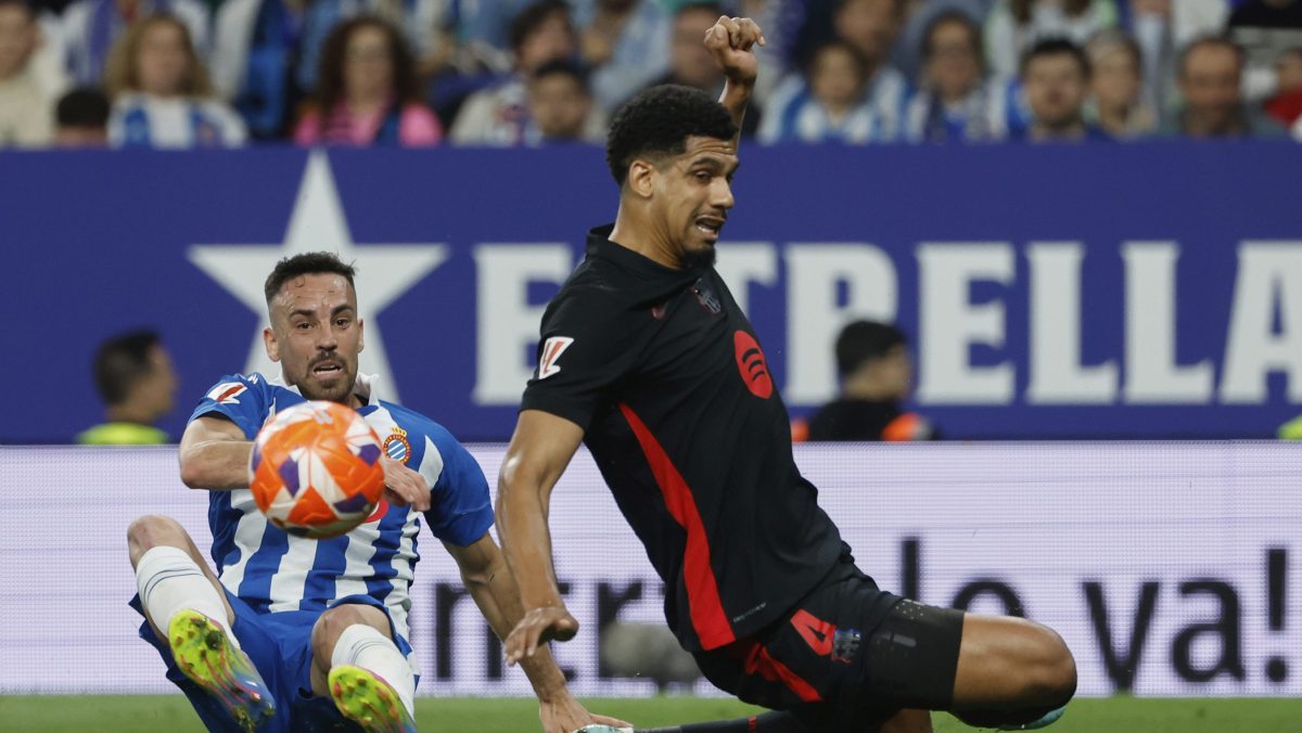 Ronald Araújo podría salir del Barcelona gracias a rebaja en su cláusula de recisión