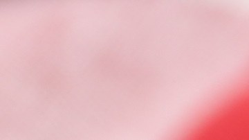 En salsas rojas, lo más efectivo para corregir el exceso de sal es añadir agua o caldo de verduras sin sodio.