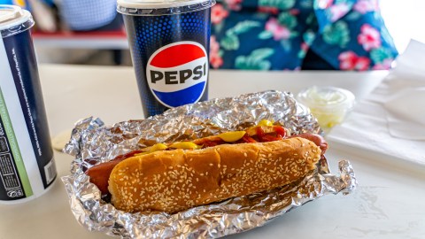 costco-pepsi-hot-dog-1-dolar-50-centavos