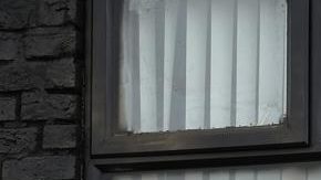 Mural en homenaje al fallecido futbolista portugués Diogo Jota, pintado en la fachada del pub Halfway House en Liverpool, Gran Bretaña.