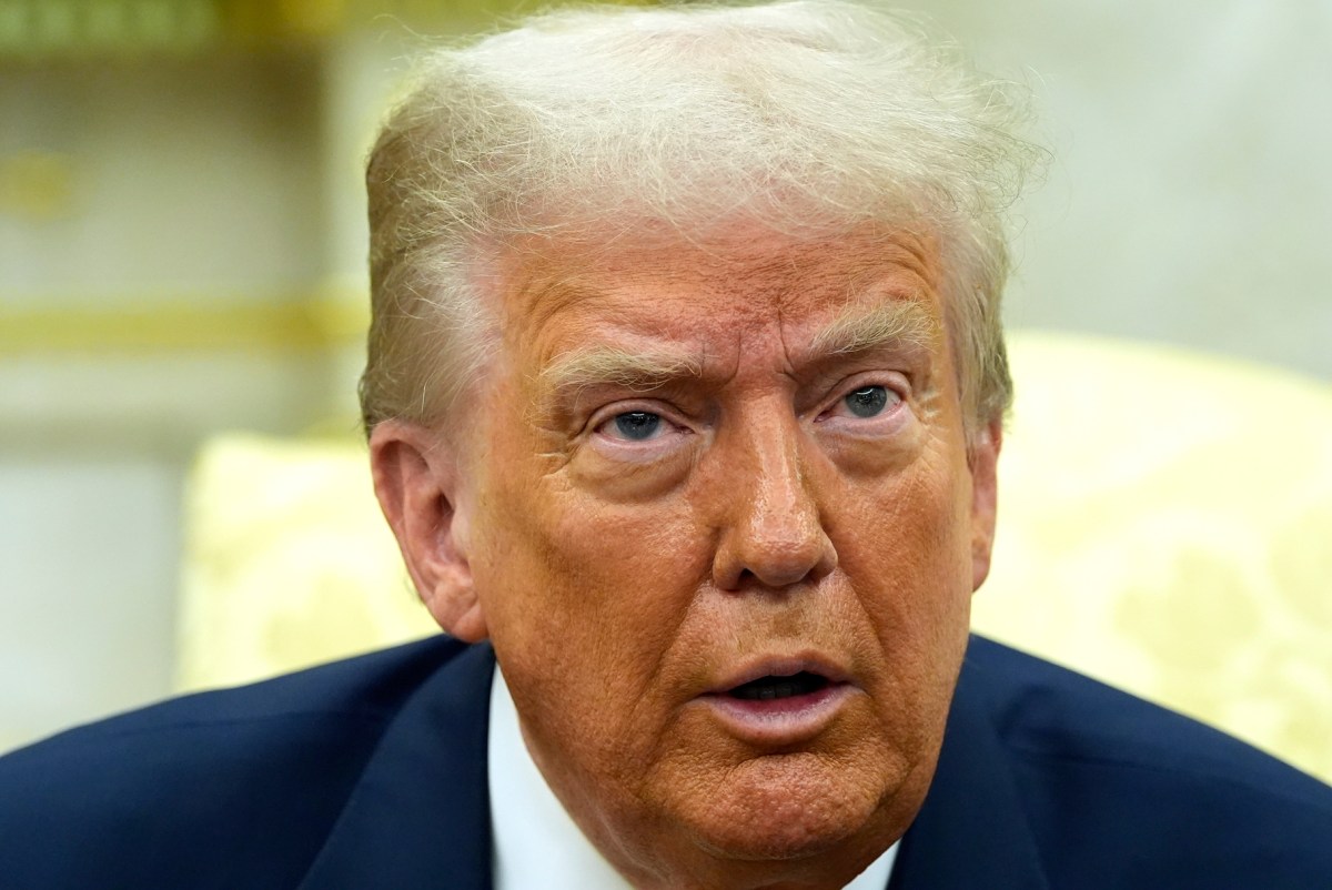 Trump restringe pagos de terceros a deportistas universitarios con nueva orden ejecutiva