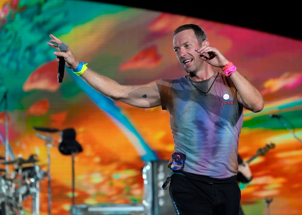 Una 'kiss cam' pilla a famoso empresario siendo infiel en pleno concierto de Coldplay