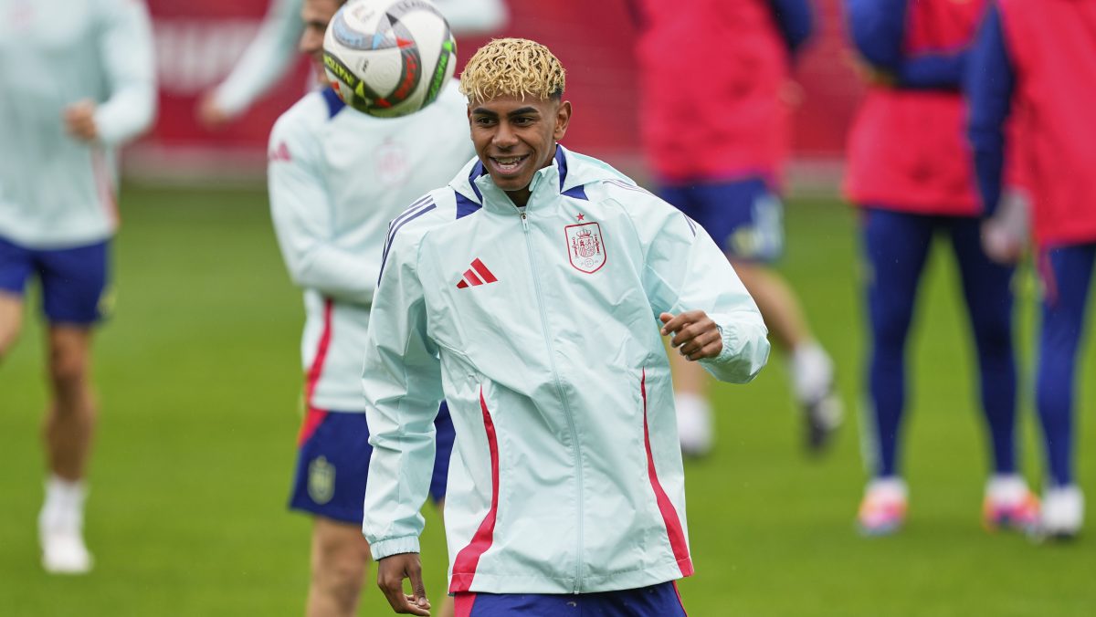 Lamine Yamal cumple 18 años y quiere como regalos la Champions League y el Mundial