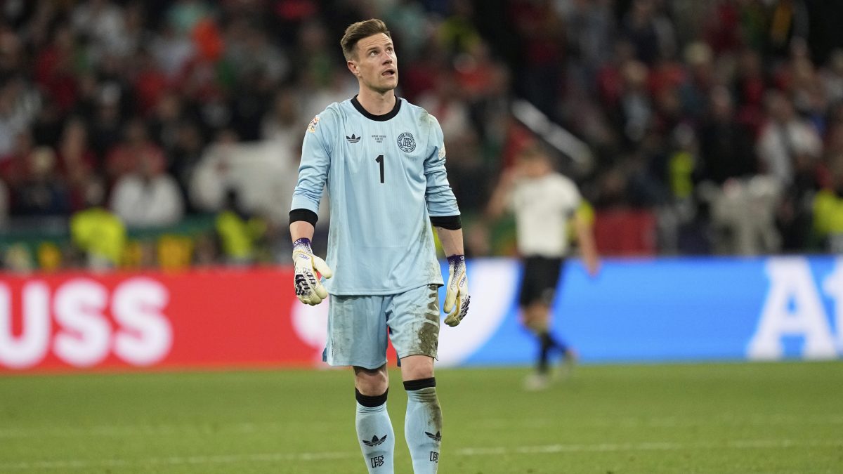 ¿Podría salir del Barcelona? Ter Stegen sigue entrenando al margen del plantel y evalúa operarse