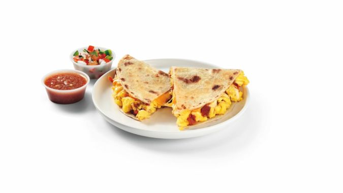 Las ofertas de desayuno por tiempo limitado ofrecen grandes sabores y grandes ahorros.