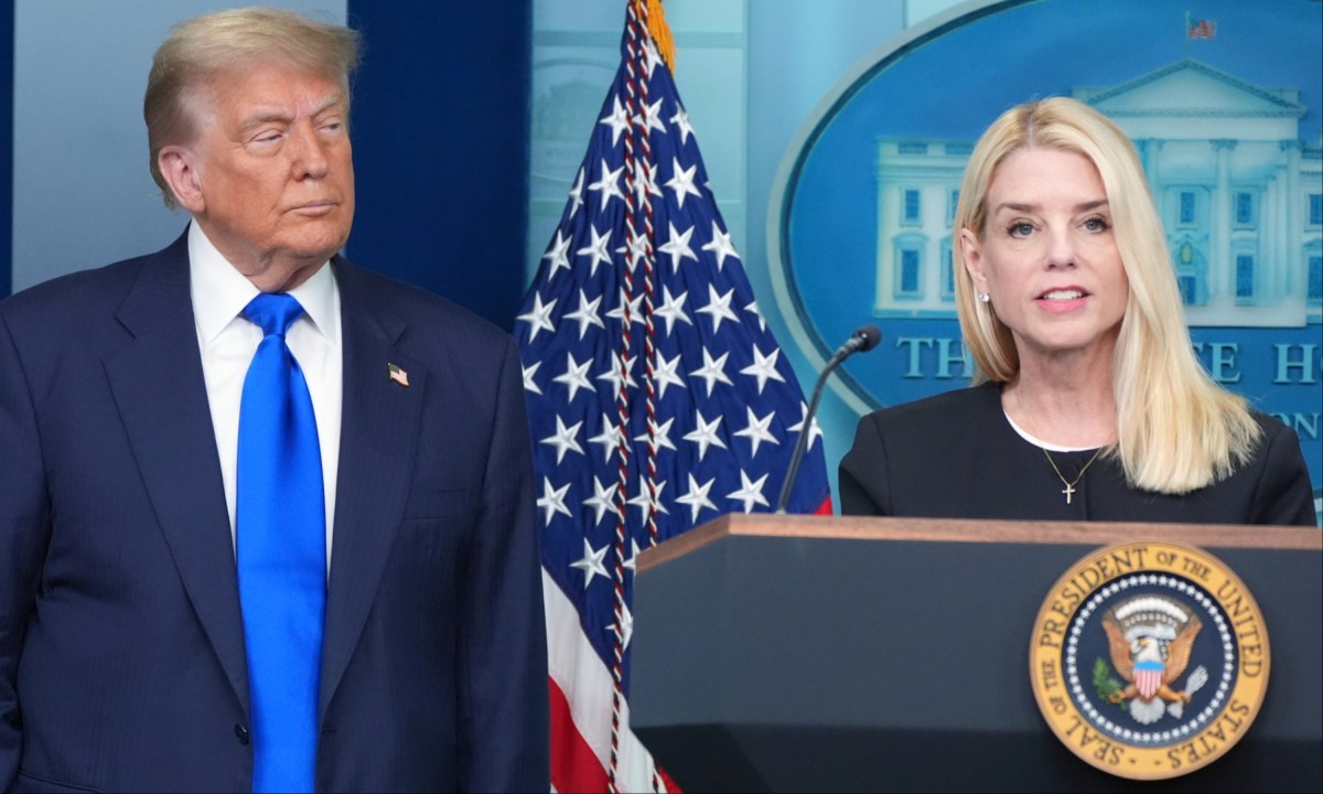 Departamento de Justicia investigará supuesta conspiración contra Trump por "trama rusa"