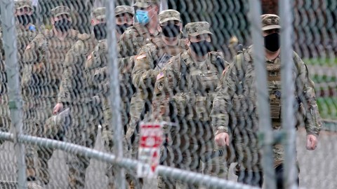 Trump declaró la semana pasada una "Emergencia de Seguridad Pública" con la que activó a unas 800 tropas de la Guardia Nacional.
