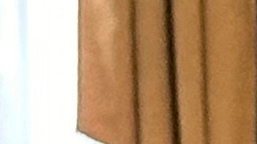 El mandatario quiere priorizar las papeletas con marca de agua.