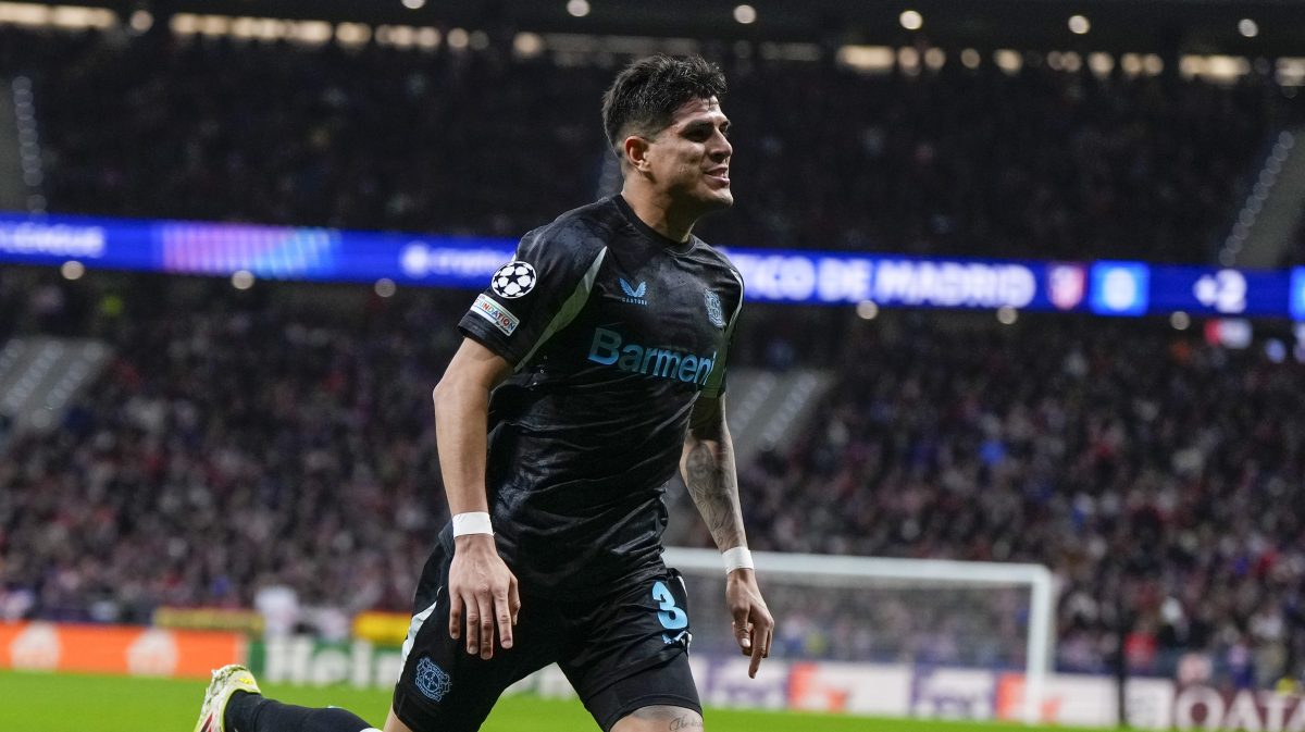 Ecuatoriano Piero Hincapié pasaría al Arsenal por más de $60 millones de dólares