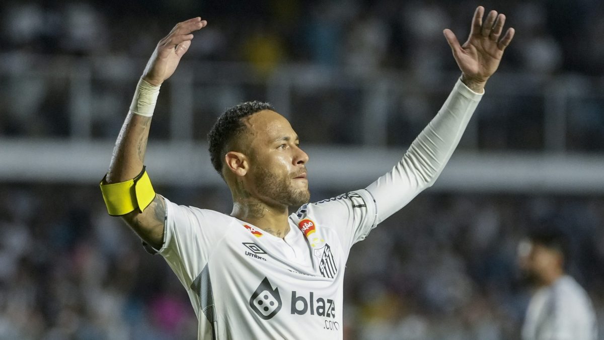 Neymar marca doblete para sacar al Santos de la zona de descenso del Brasileirao [Video]
