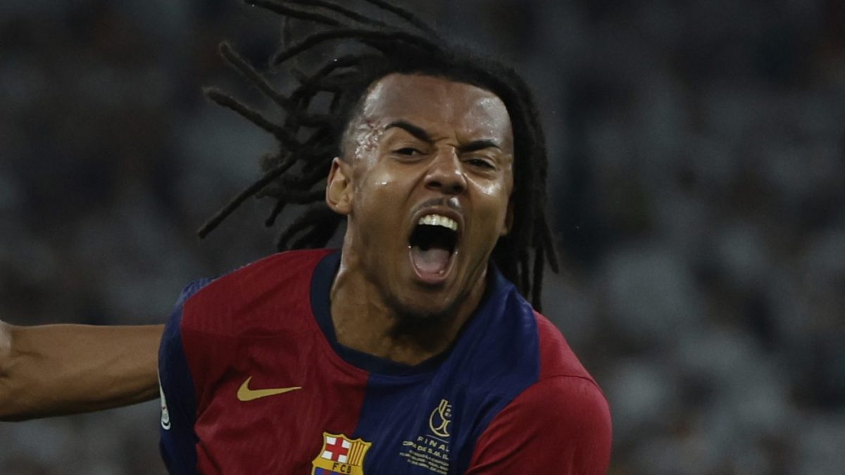 Jules Koundé renueva con el FC Barcelona hasta el 2030 con el objetivo de la Champions League