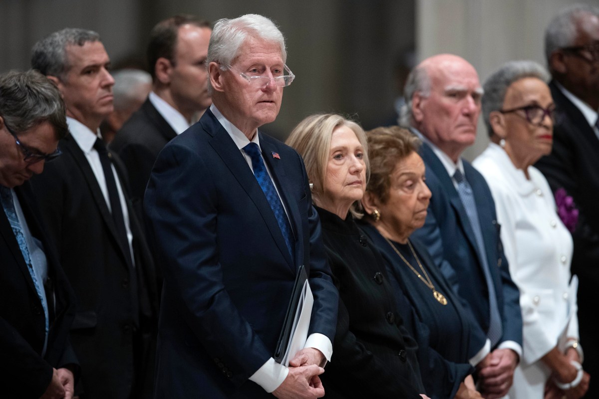 Comité de la Cámara ordena entregar archivos de Epstein y cita a Bill Clinton