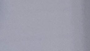 Aaron Boone dirige un partido de Yankees ante Kansas City Royals en las Grandes Ligas.