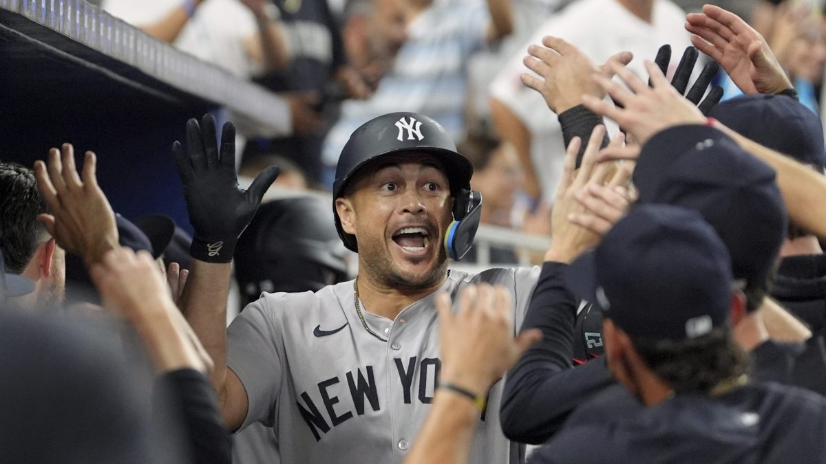 Yankees vence a Twins a punta de jonrones en lucha por el comodín de la Liga Americana