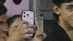 Luis Suárez festeja con sus compañeros tras anotar un penal con Inter Miami.