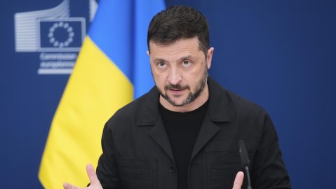 Zelensky dijo que hubo un ataque deliberado ruso contra una instalación energética en Odesa, propiedad de una empresa azerbaiyana, lo que implica que fue un ataque no solo contra Ucrania.