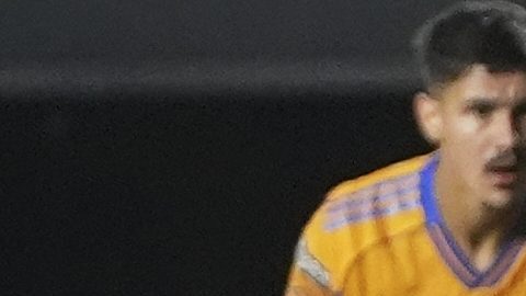 Luis Suárez define uno de los dos penales que dieron el triunfo al Inter Miami ante Tigres de la UANL en Leagues Cup.