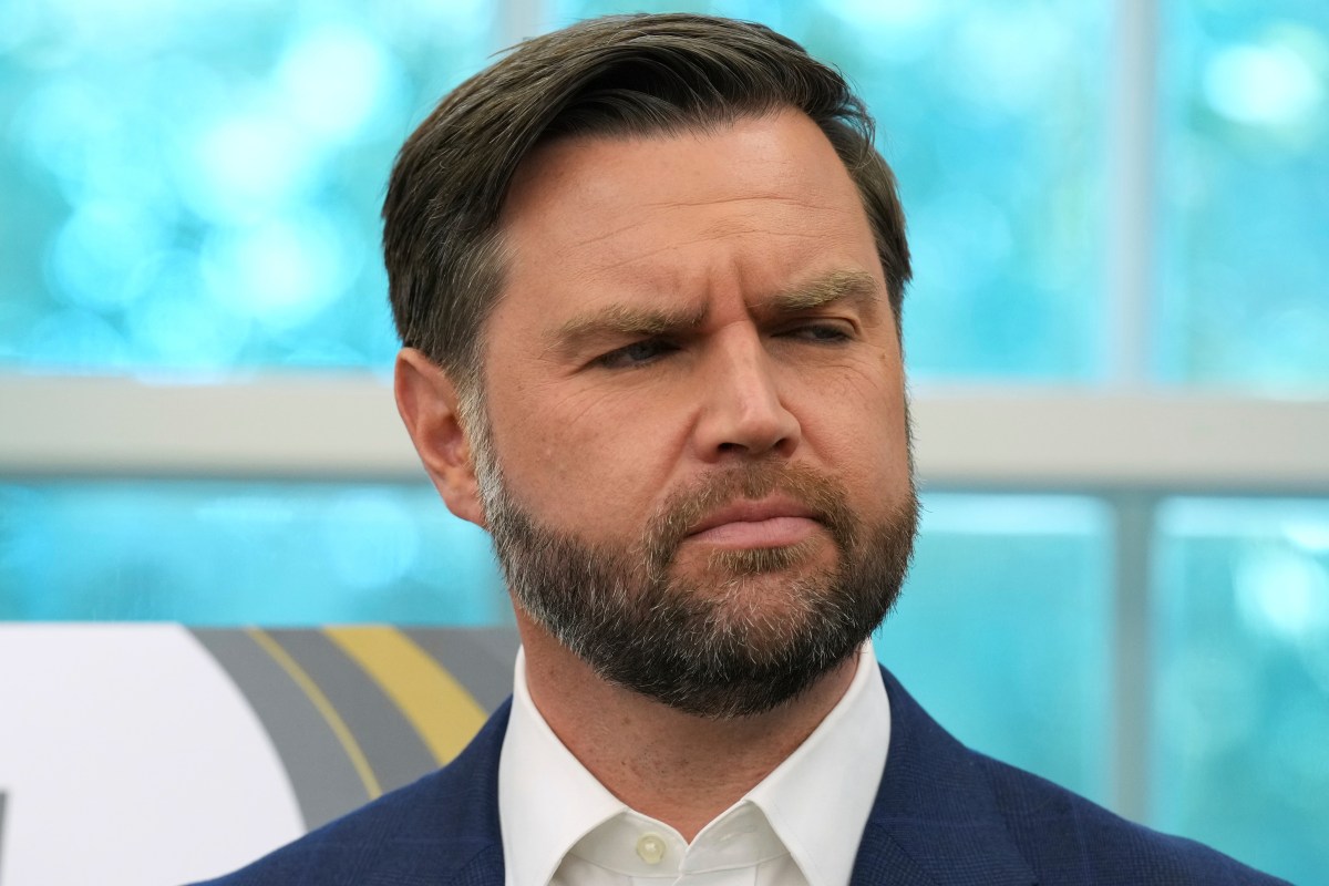 Vance: EE.UU. mantiene abierta la opción de sancionar a Rusia por conflicto en Ucrania