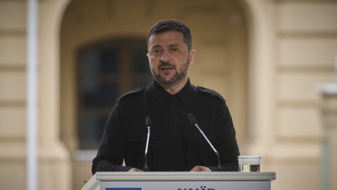 Zelensky reiteró su llamado a Washington a ejercer presión para obligar a Rusia a "dar pasos hacia una diplomacia real".