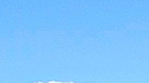 La aeronave se estrelló cerca del aeropuerto Chinle y ardió en llamas.