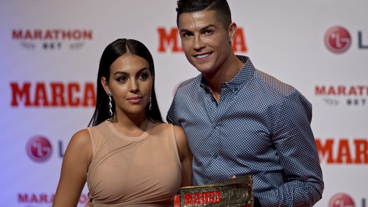 Cristiano Ronaldo y Georgina Rodríguez se comprometen tras 9 años de relación